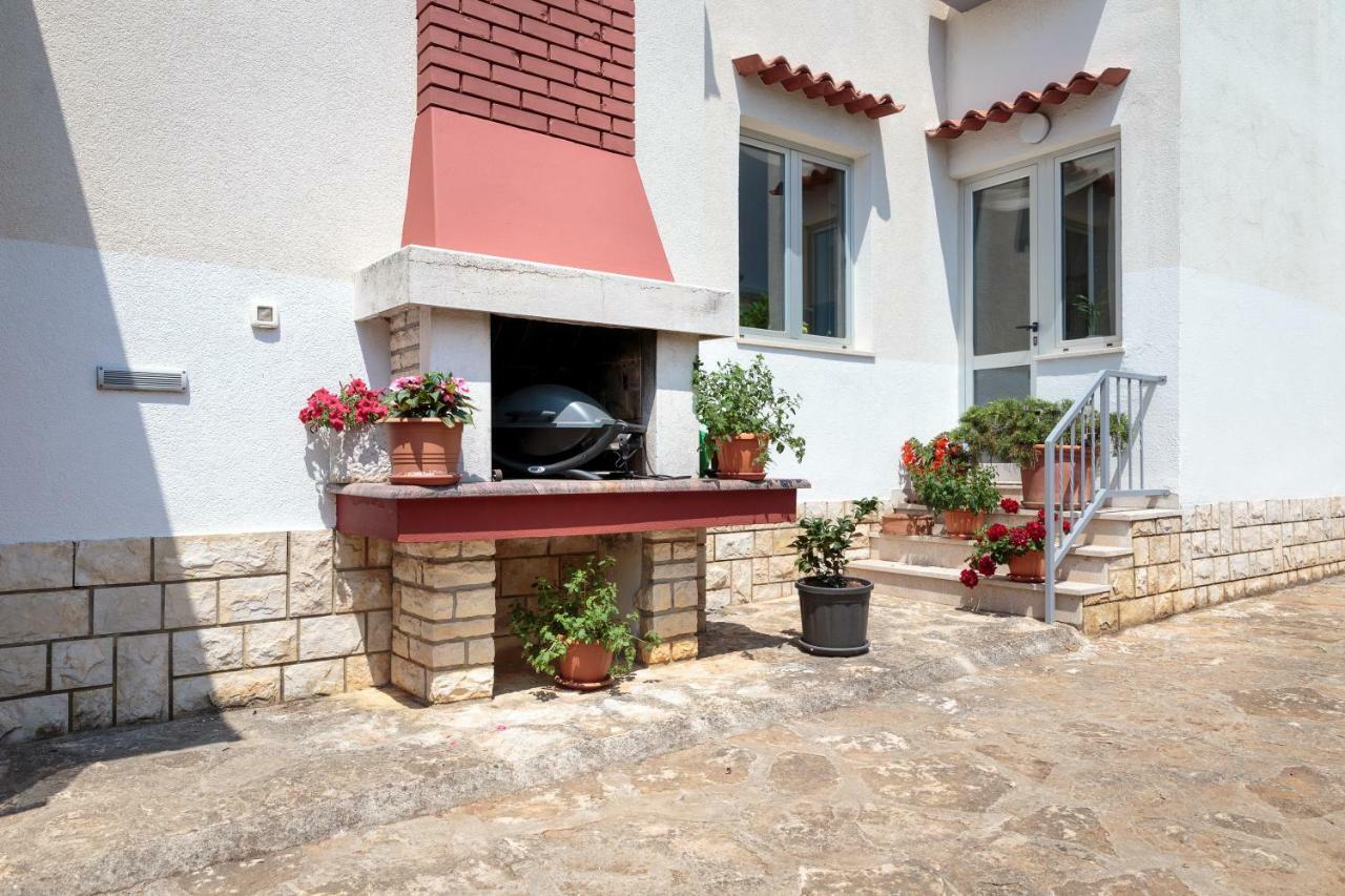 Apartments C52 로비니 외부 사진