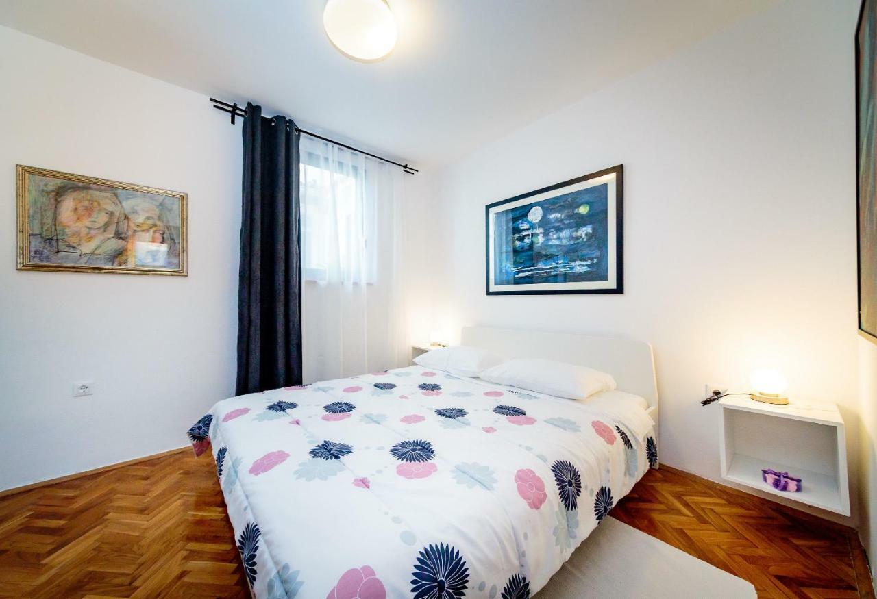 Apartments C52 로비니 외부 사진