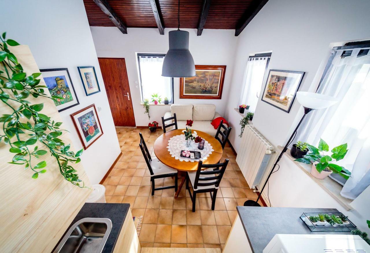 Apartments C52 로비니 외부 사진
