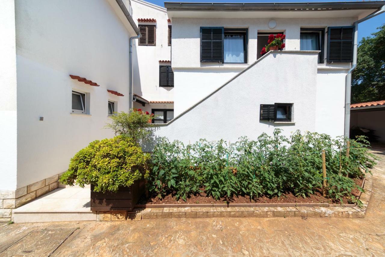 Apartments C52 로비니 외부 사진