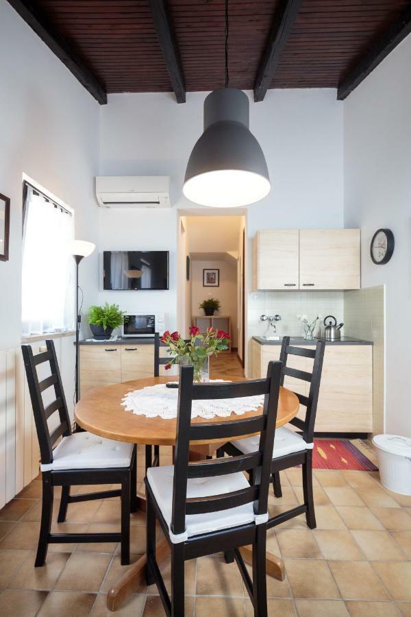 Apartments C52 로비니 외부 사진