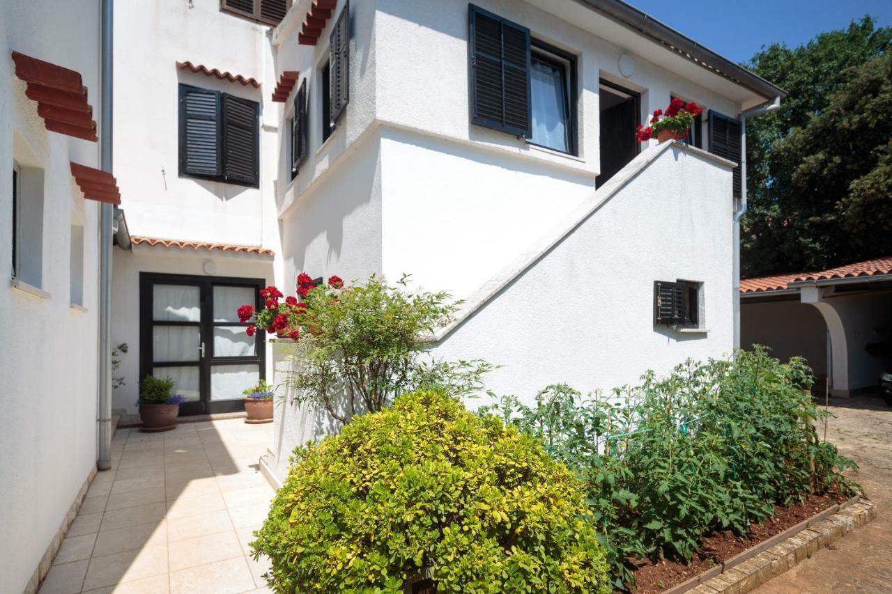 Apartments C52 로비니 외부 사진