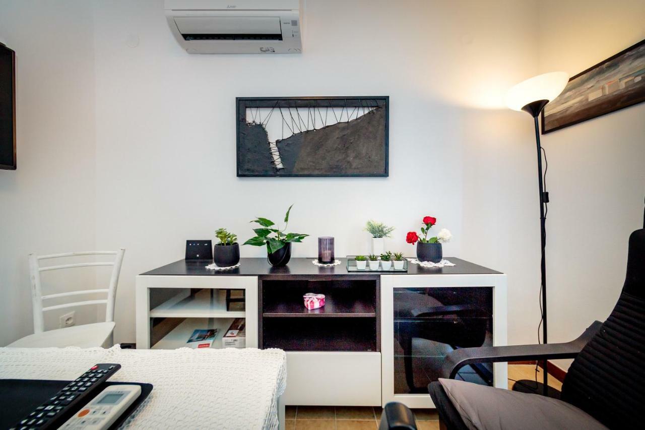 Apartments C52 로비니 외부 사진
