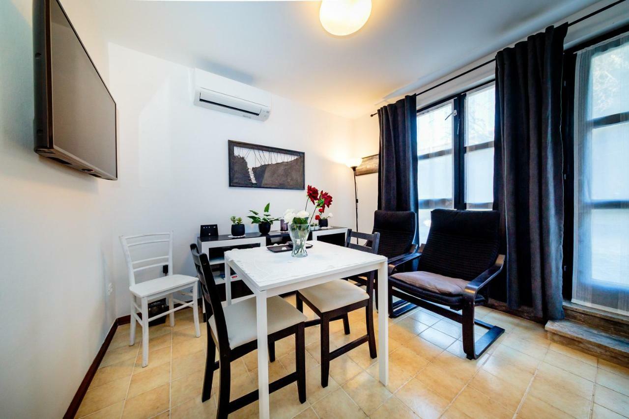 Apartments C52 로비니 외부 사진